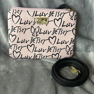 Betsey Johnson LUV BETSEY Script Small Crossbody Bag pink & black hearts